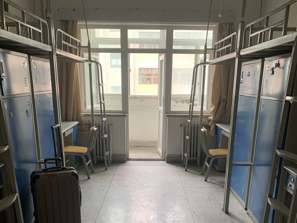 西北師范大學宿舍條件怎么樣,幾個人住,有空調(diào)嗎?