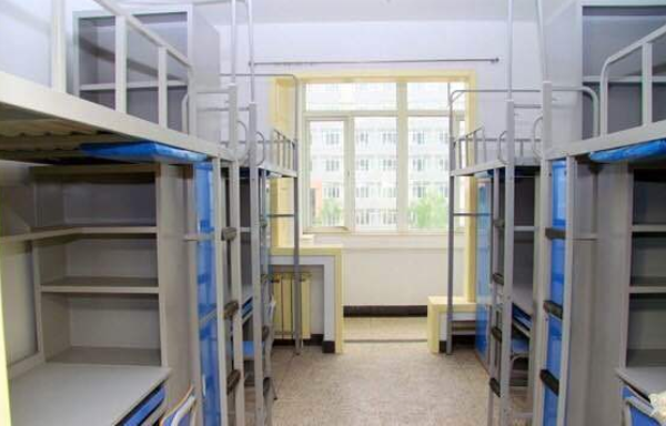 北京航空航天大學(xué)宿舍條件怎么樣,幾個(gè)人住,有空調(diào)嗎?
